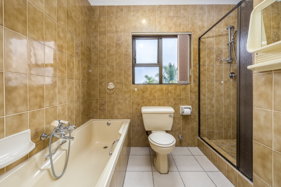4 Bedroom Property for Sale in Kenridge Western Cape